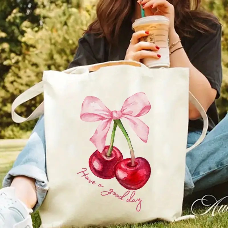 Kiraz Fiyonk Tasarımlı Kanvas  - Shopper Tote Canvas incelemesi ve fiyatı