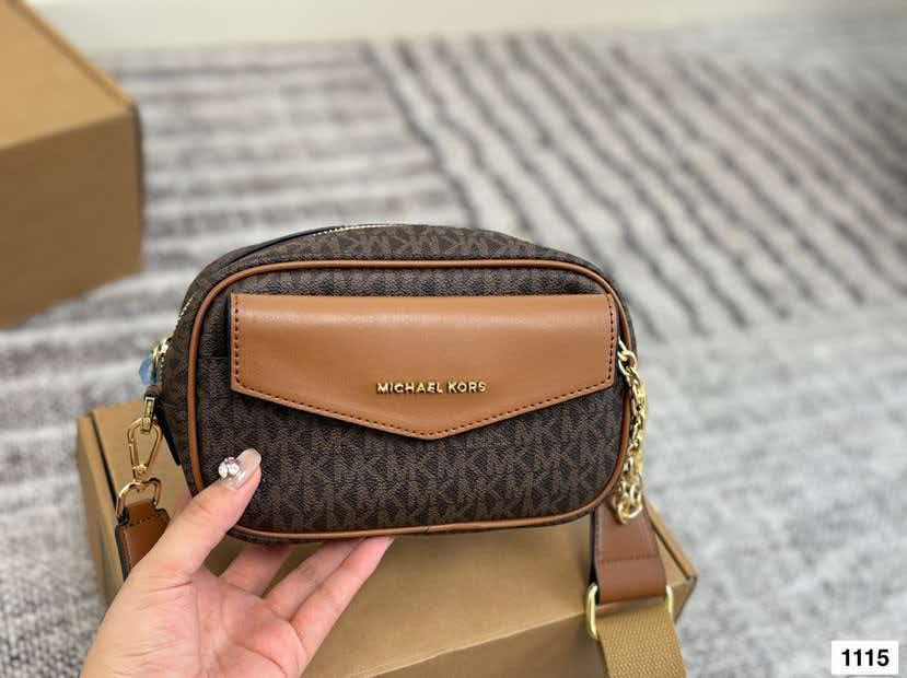 Michael Kors Jet Set 2026 Yeni - Women'S Bags Of Michael Kors incelemesi ve fiyatı