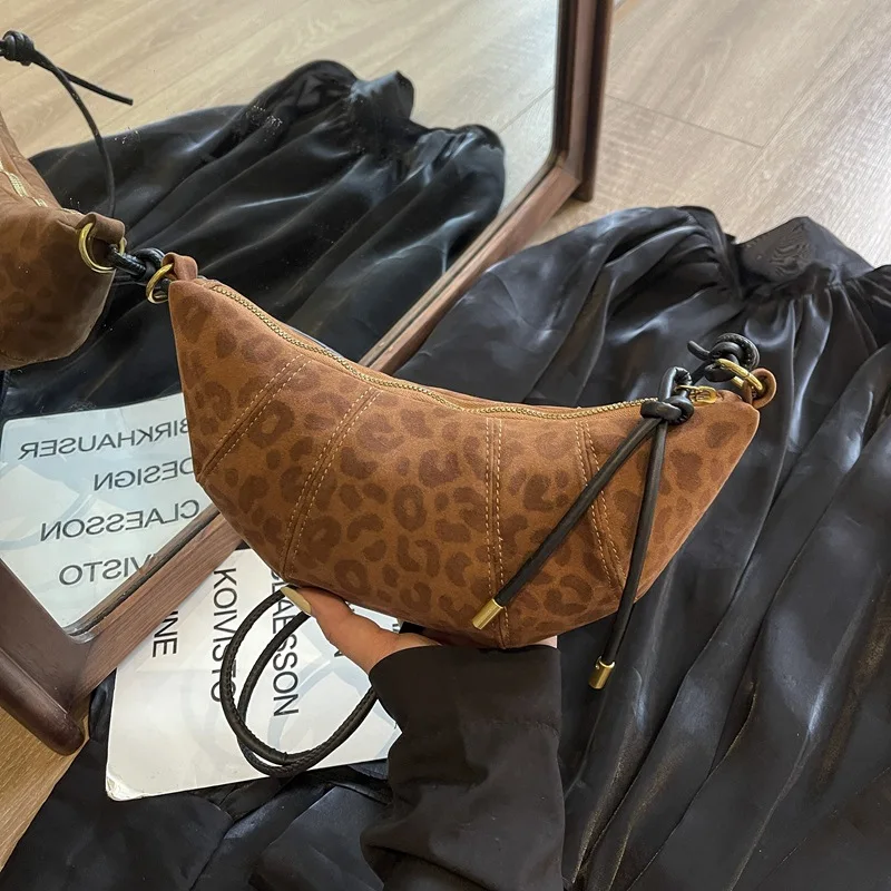 Kadife Malzeme Fermuarlı 2026  - Women Bags Manufacturer incelemesi ve fiyatı